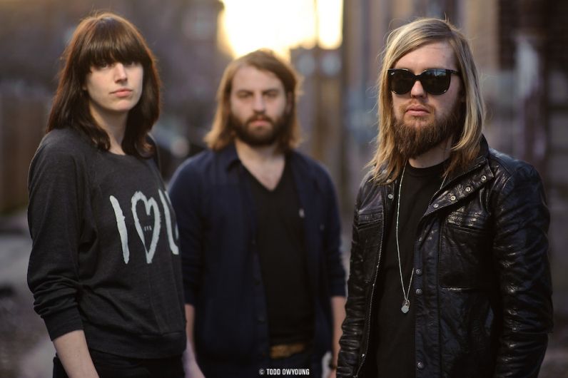 Own группа. Группа Band of Skulls. Band of Skulls patterns. Band of eveleskin. Band of Skulls friends.