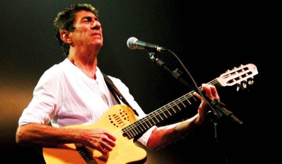 Raimundo Fagner, O Poeta da Música Brasileira #BorbulhasDeAmor #Desliz